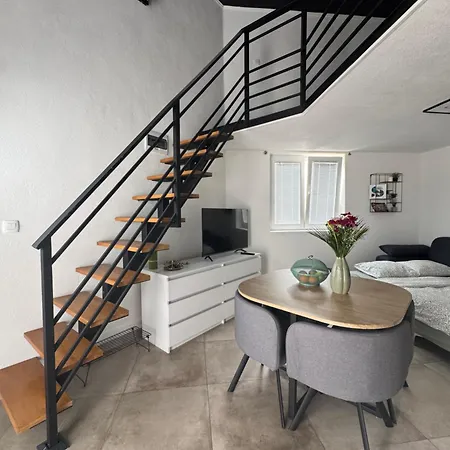 Studio Apartman "In"-2