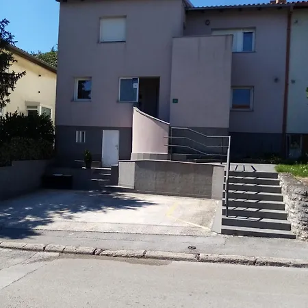 Apartment Buic-2