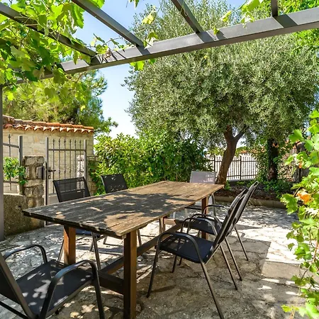 Villa Carla- Istrian Stone Villa With Sea View-2