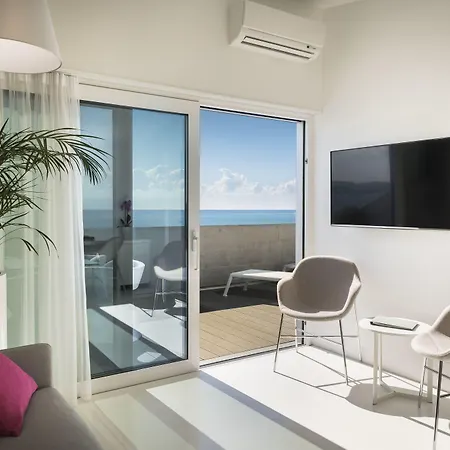 Rivalmare Beach Boutique Hotel-3