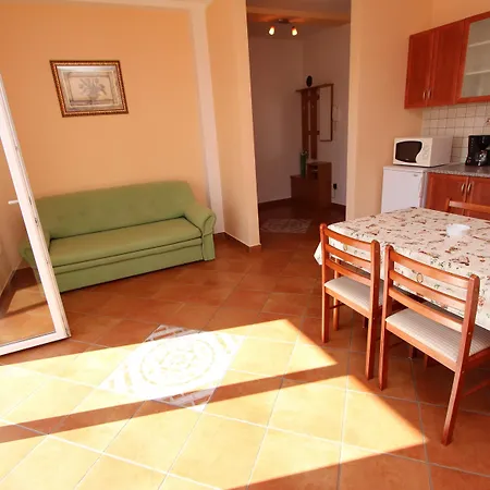 Apartments Elida-3