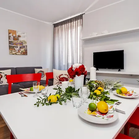 Nel Centro City Apartment-3