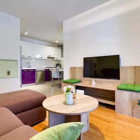 Charming And Sweet Apartment Vito In Pula-2