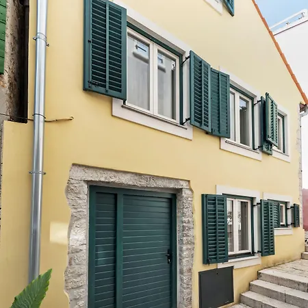 Yellow House Rovinj-3
