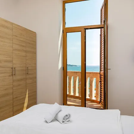 Rotonda Inn Novigrad-2