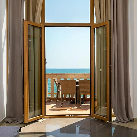 Rotonda Inn Novigrad-3