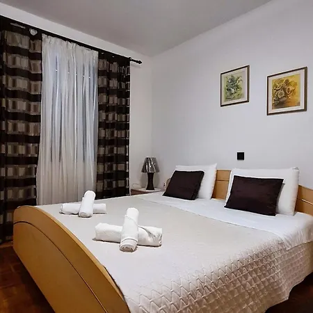 Apartmani Cerova-3