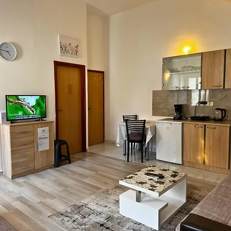 Amore House With Apartment-2