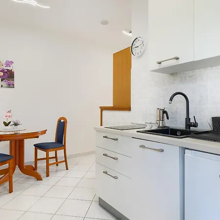 Apartment Christina-3