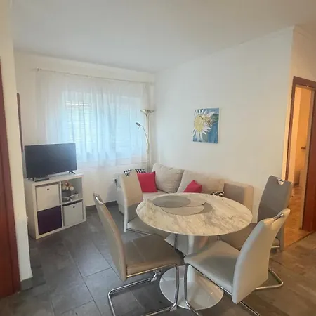 Sepic Apartments-3
