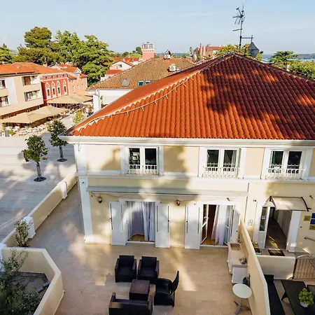 Villa Bionda Beachfront Apartments, Old Town Novigrad-3