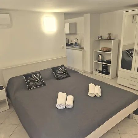Apartments Sergggo - Top Location 5Minute Walk Beach, Strand, Spiaggia-2
