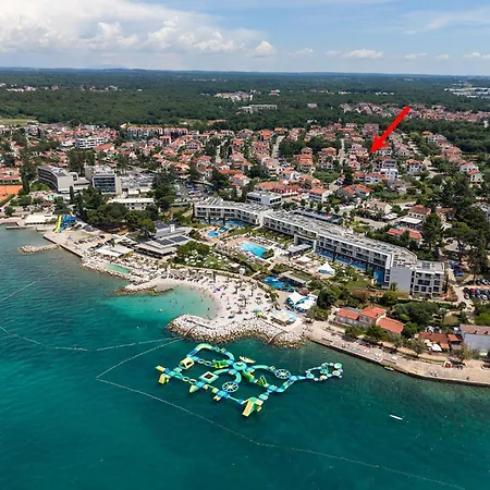 Apartments Banic Near Beach Porec-Spadici-2