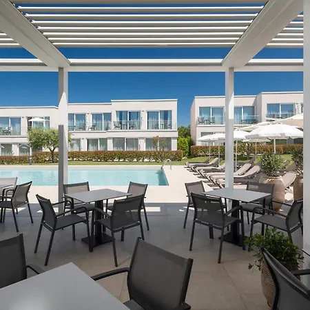 Maj Luxury Residence-3