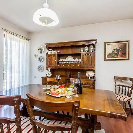 House Ermanna-3
