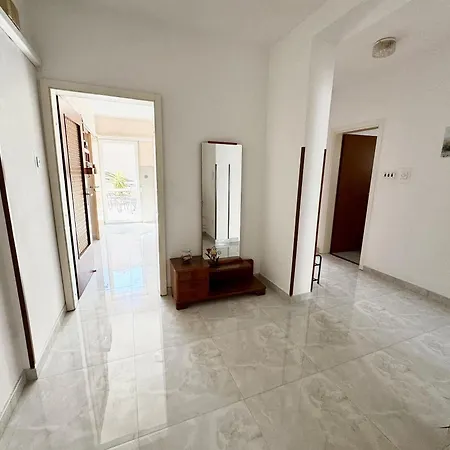Apartments Danilo-3