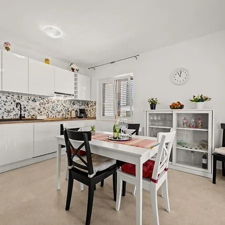 Guest House Marica-3