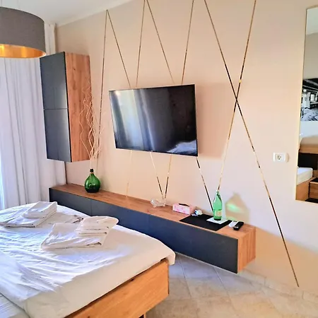 Lovely Rooms Rovinj-3