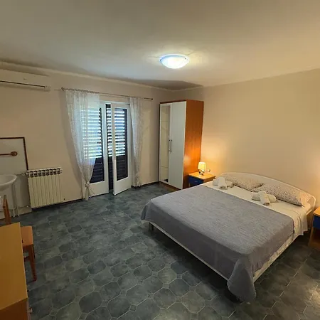 Apartments & Rooms Ribaric-3
