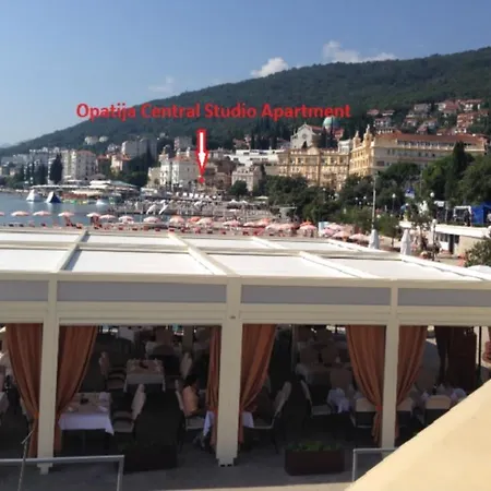 Opatija Central Studio Apartment-3