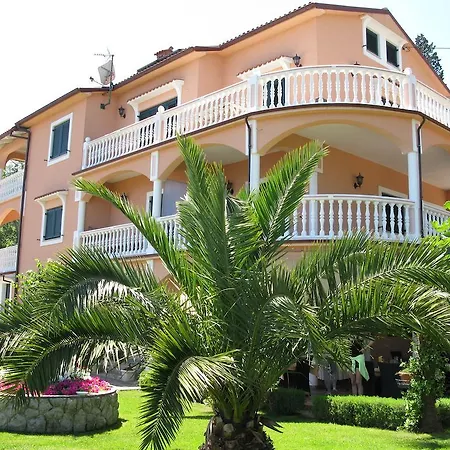 Bed And Breakfast Villa Iris-2