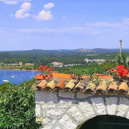 Holiday Home Villa Bella-2
