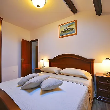 Antique apartment Arsenale-3