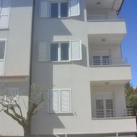 Apartments Residence L'Ulivo-3