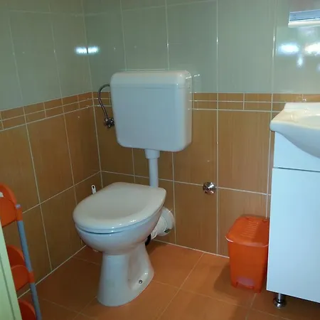 Studio Apartman Kamelija-2