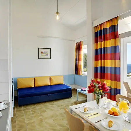 Lanterna Sunny Resort By Valamar-2