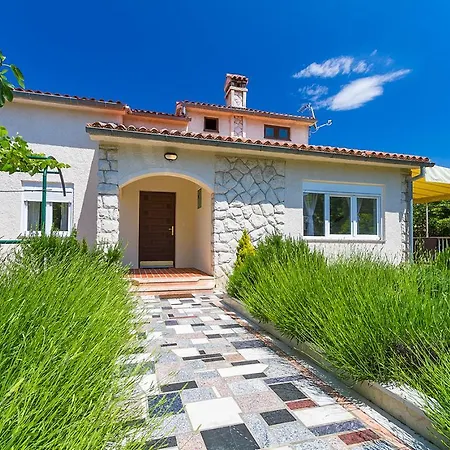 House Vlade 1219-2