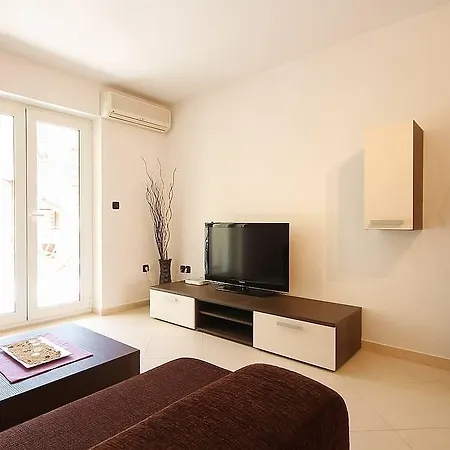 Apartments Danijel-2
