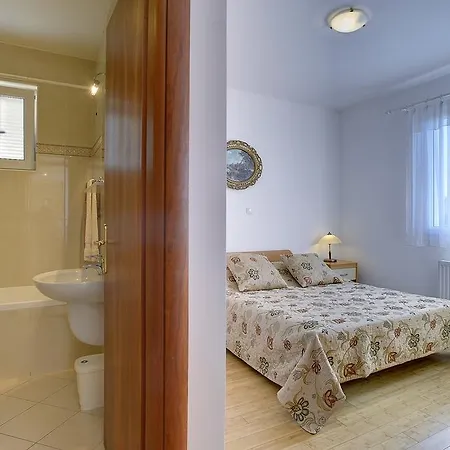 Apartment Ema-2