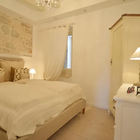 Charming Apartment Juna-3