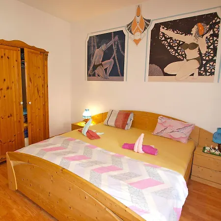 Apartments Mato 1488-3