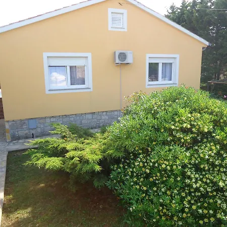 Holiday Home Istra With Jacuzzi-3