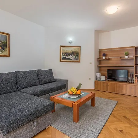 Apartment Amela-3