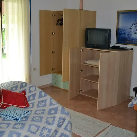Villa Verde Apartments And Rooms-3