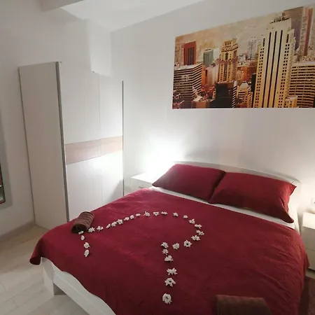 Apartment Libra With Sea View-3