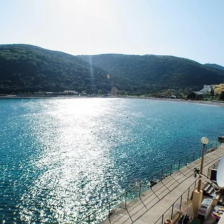 Irene Apartment 10M From Sea - Privat Parking-3