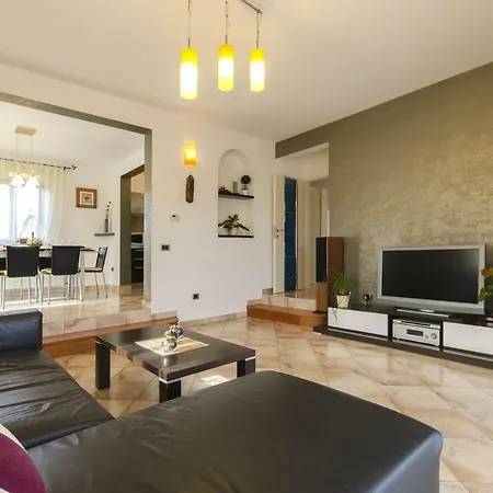 Villa Rose-3