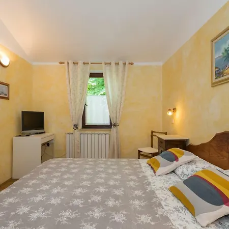 B&B Carmela-2