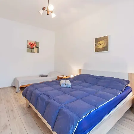 Apartment Nicol-3