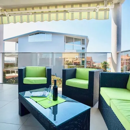 Charming 2-Bedroom Apartment-2