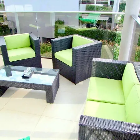 Charming 2-Bedroom Apartment-3