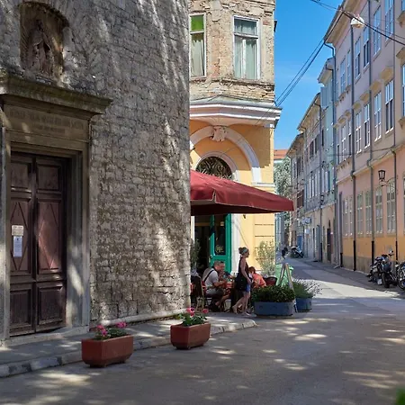 Old City Romanitic Studios 1 With Free Private Parking-2