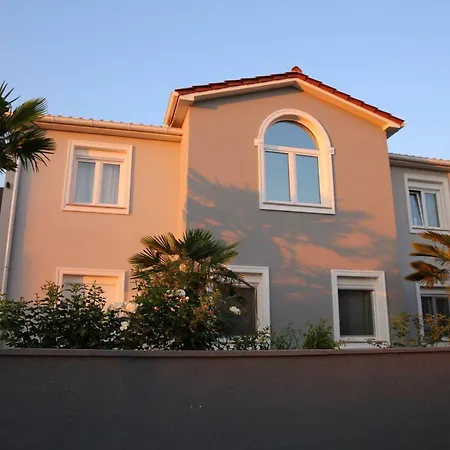 Apartments Petar Pan-3