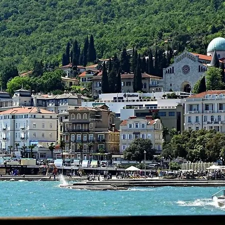 Studio Apartment Ines, Cozy, Stunning View, Parking, Pet Friendly-3