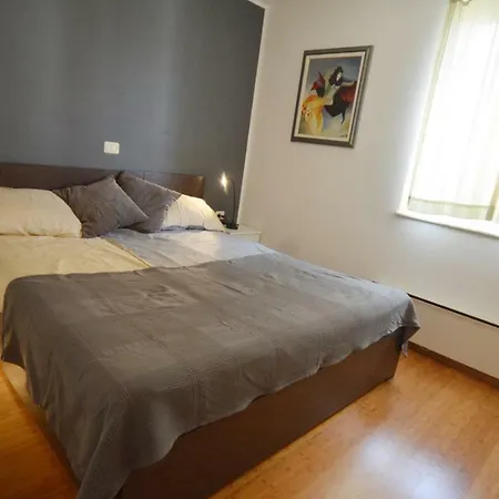Maja Apartment-3