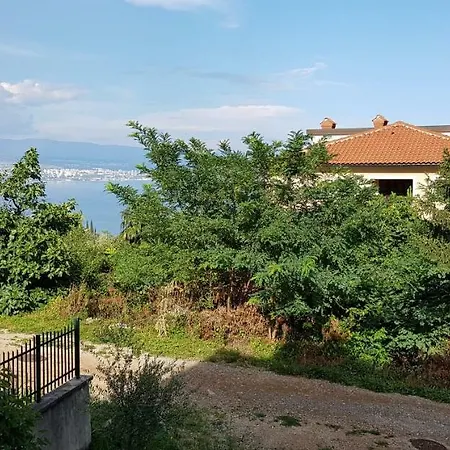 Apartments Eni-2
